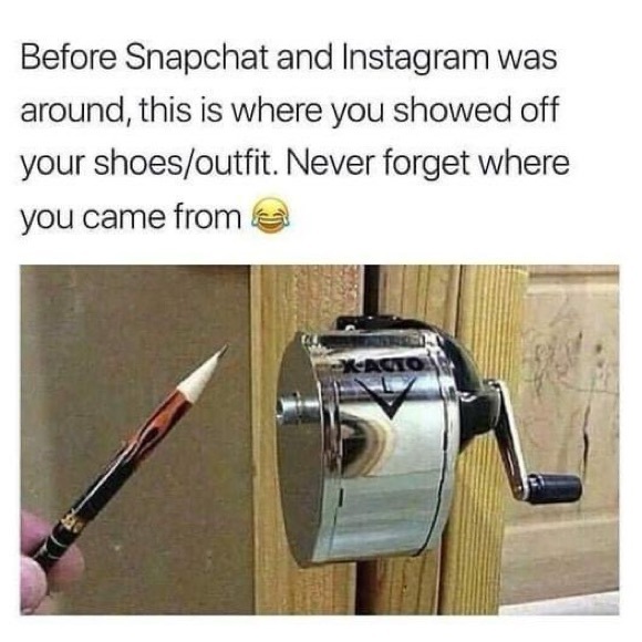 I like daily trips to the post office. 🏤 📦 💗 - Picture 4 of 10